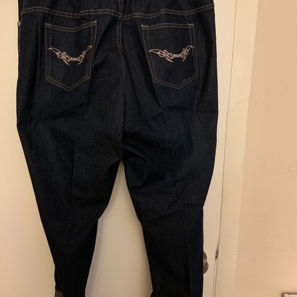 Women’s jeans - Picture 2 of 5